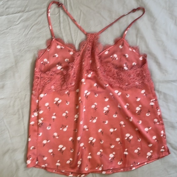HP🏆 Womens Abercrombie & Fitch Lacey Adjustable Strap Flower Camisole Top Sm - Picture 4 of 7